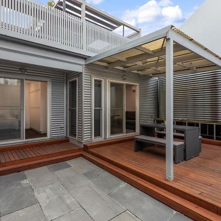 Work Sleep Live Melbourne Bed & Breakfast ภายนอก รูปภาพ