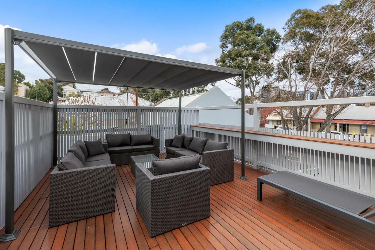 Work Sleep Live Melbourne Bed & Breakfast ภายนอก รูปภาพ