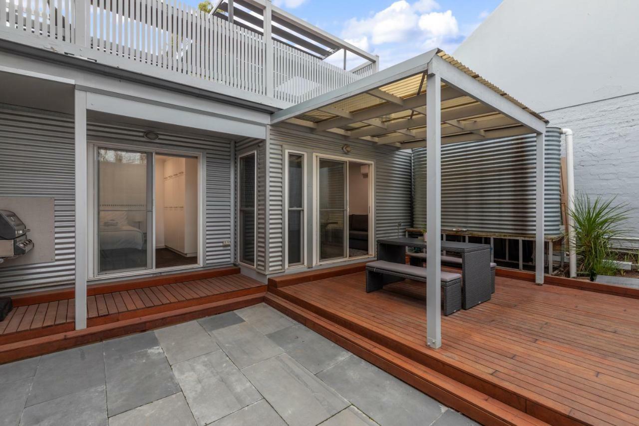 Work Sleep Live Melbourne Bed & Breakfast ภายนอก รูปภาพ